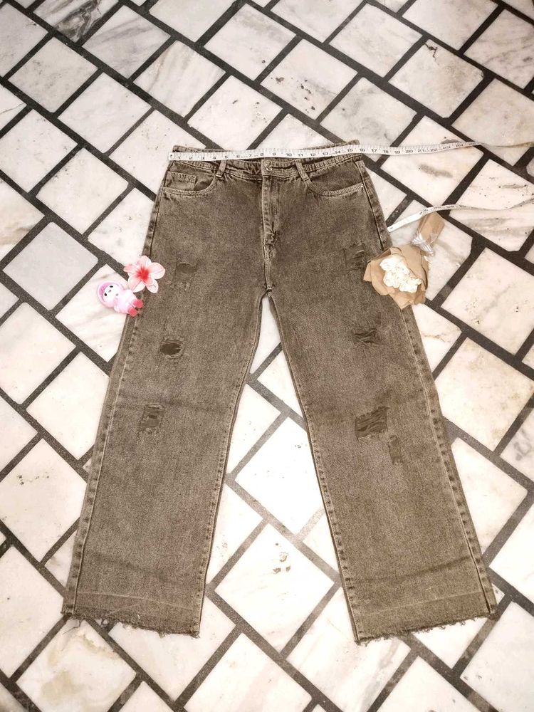 Distressed Wide Leg Jeans... Length 37.5 Cm