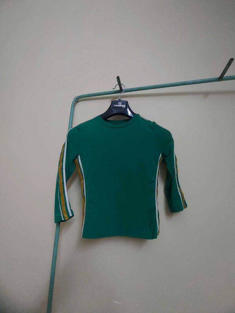 SHEIN Green Ribbed Top