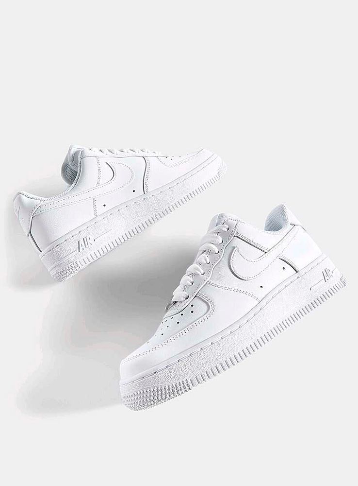 Nike Air Force 1 Sneakers