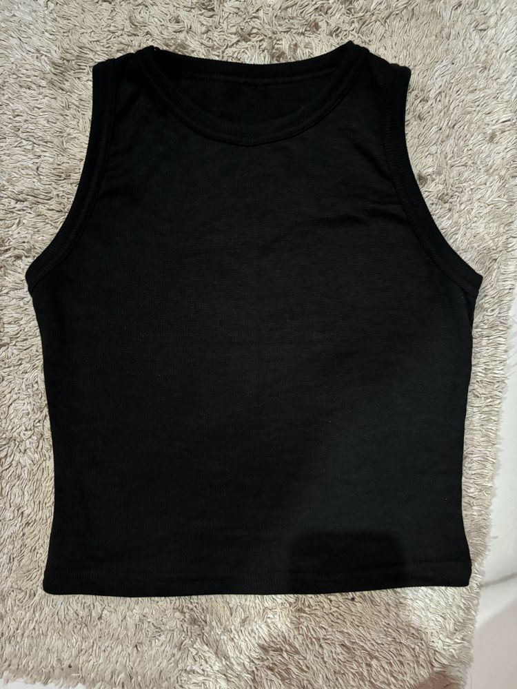 Top Black