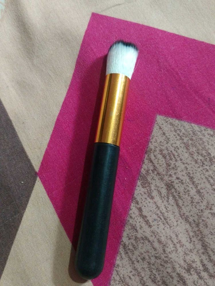 Makeup Brush