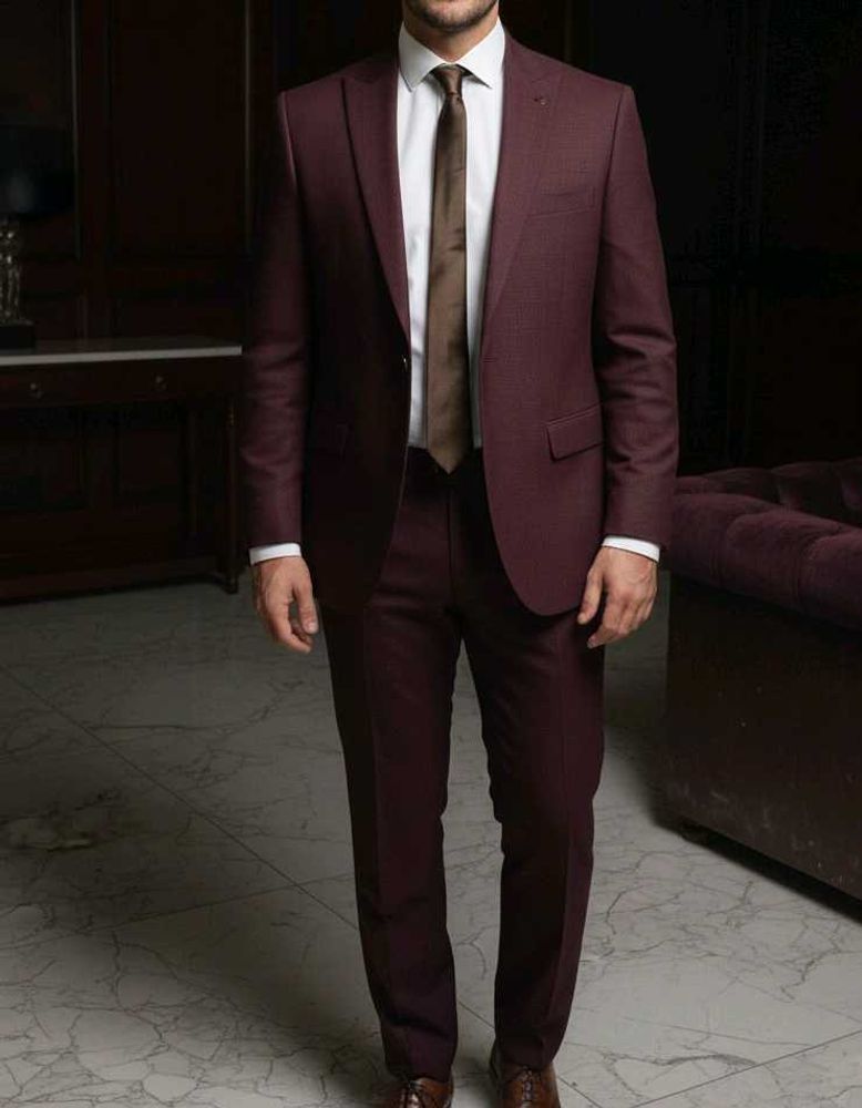 Burgundy Men's Suit - Formal Style free with tie