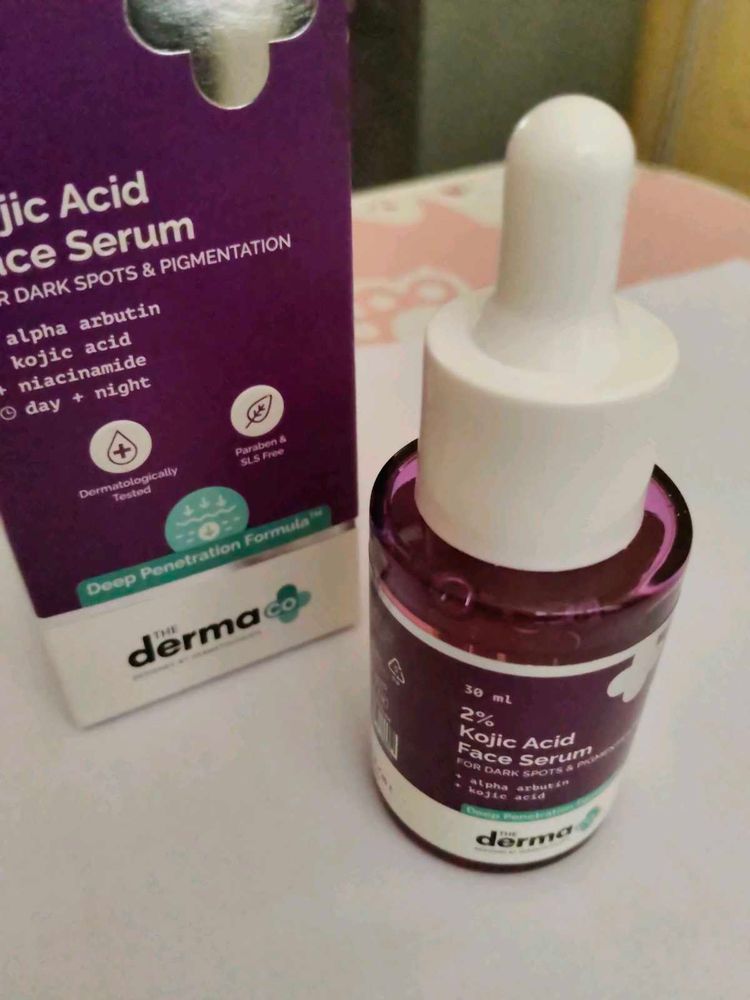 Derma Co Serum