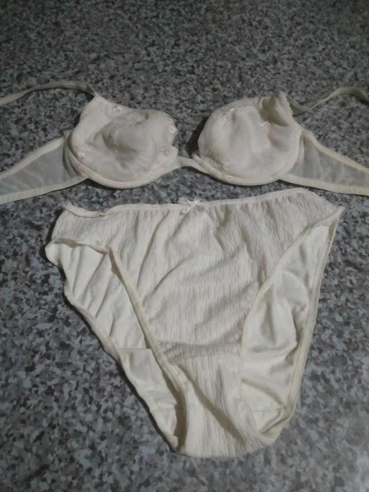 2 Combo Set White And Black