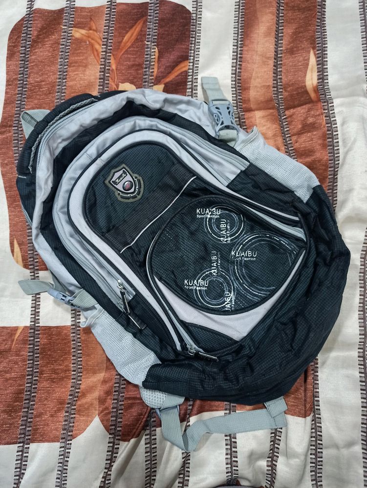 Black Bagpack