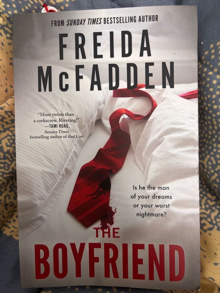 The Boyfriend - Freida McFadden