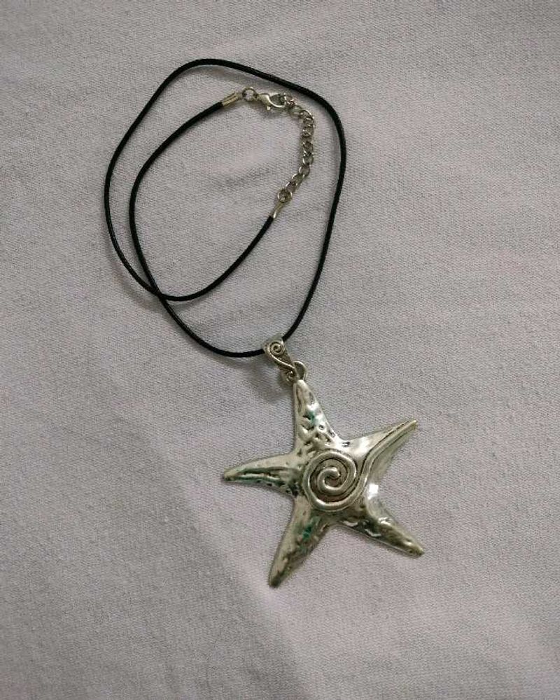 Y2k Swril Star Chain..pendant Is Imported