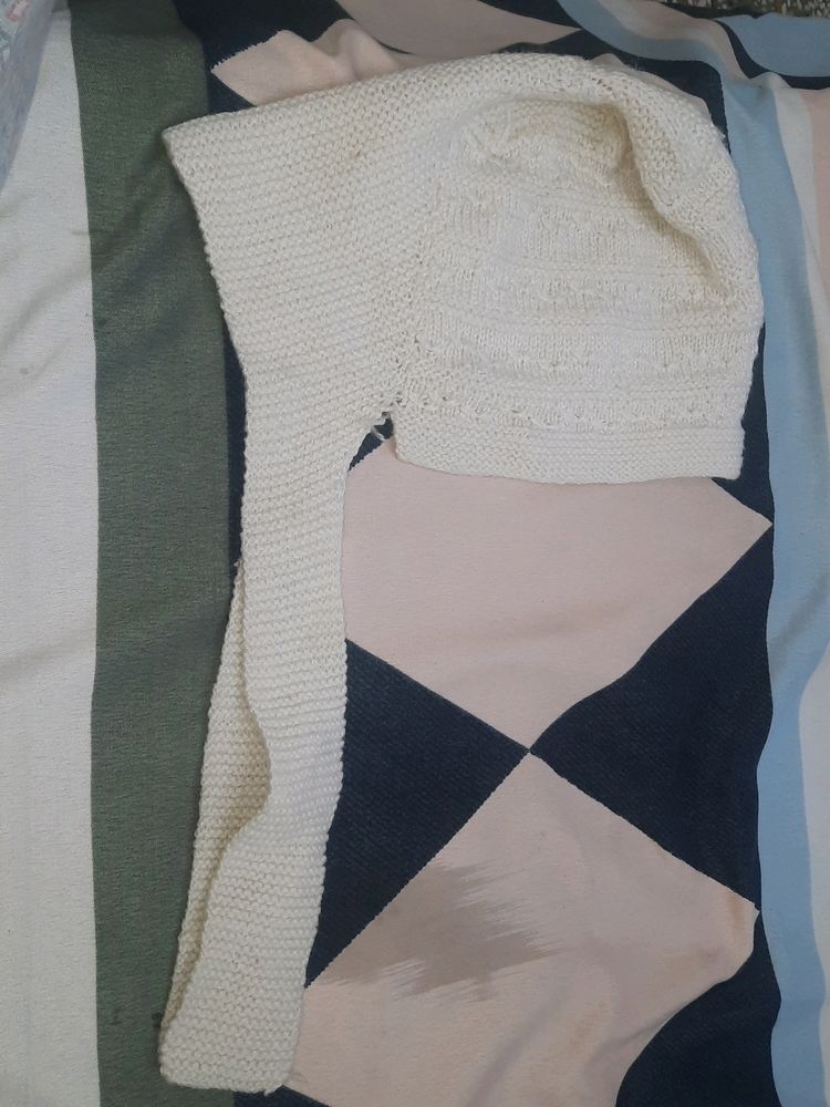 Off-white Woolen Scarf