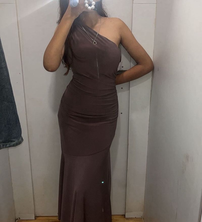 Elegant Brown One-Shoulder Dress