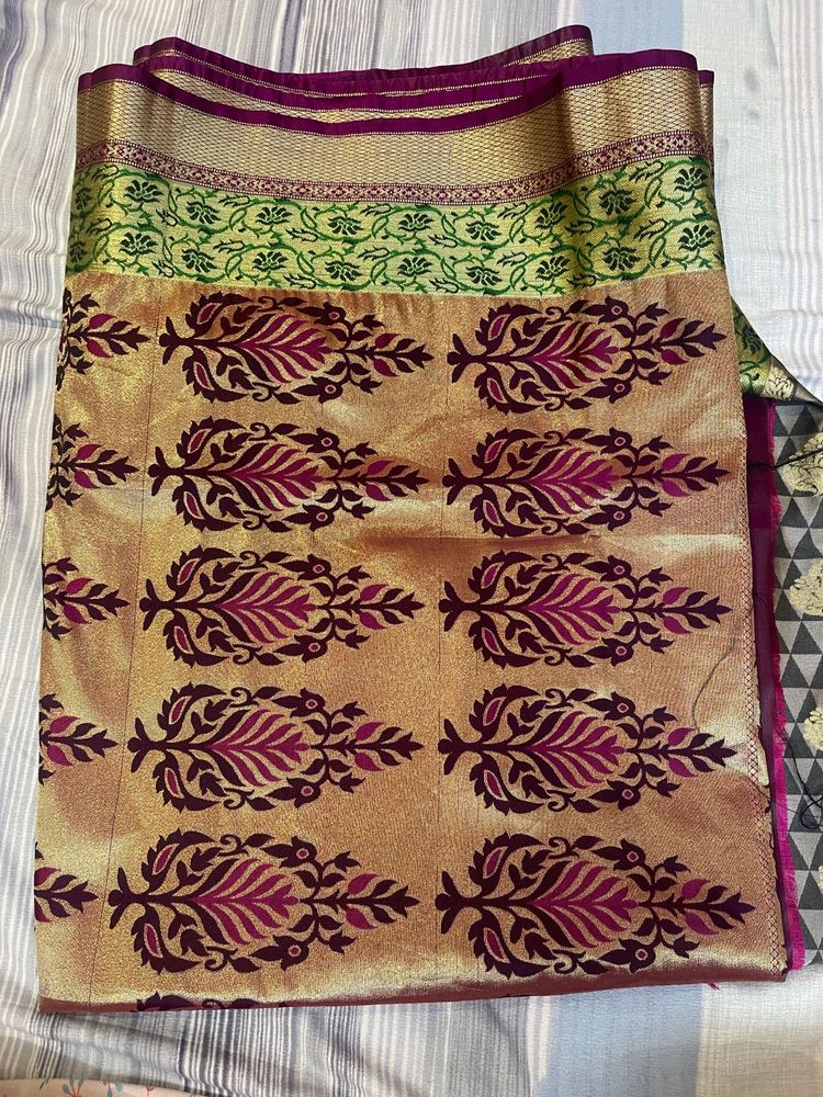 Elegant Green &amp; Gold Saree ( Kanjivaram silk)