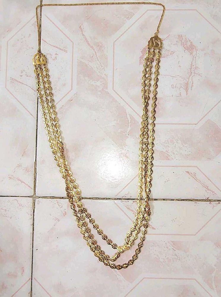 Gold layered necklace