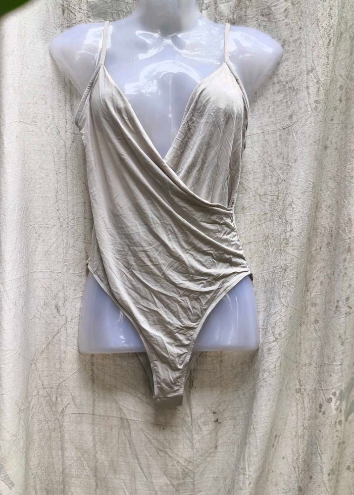 47108. Elegant Bodysuit Top
