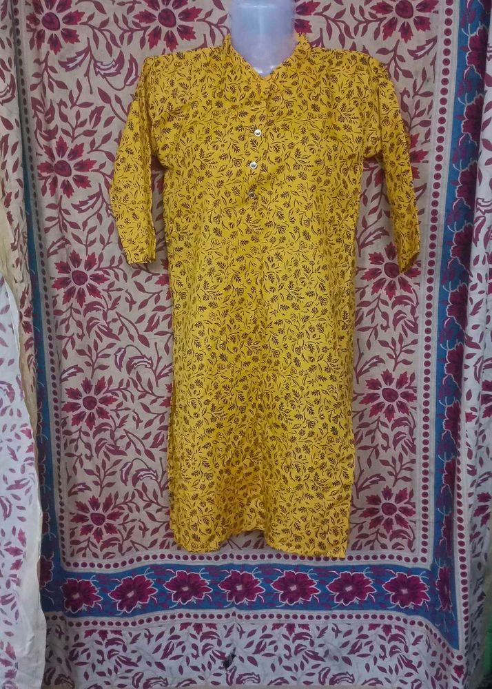 Women straight printed kurta .....