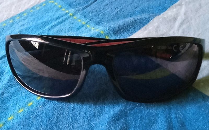 SunGlass - Cooling Glass - Foster Grant Medium