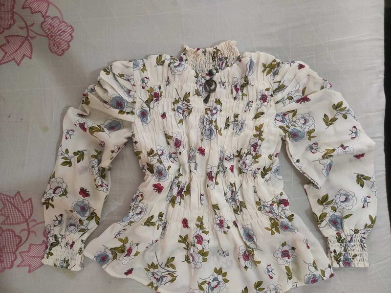 Floral Smocked Top, Coquette Aesthetic ✨