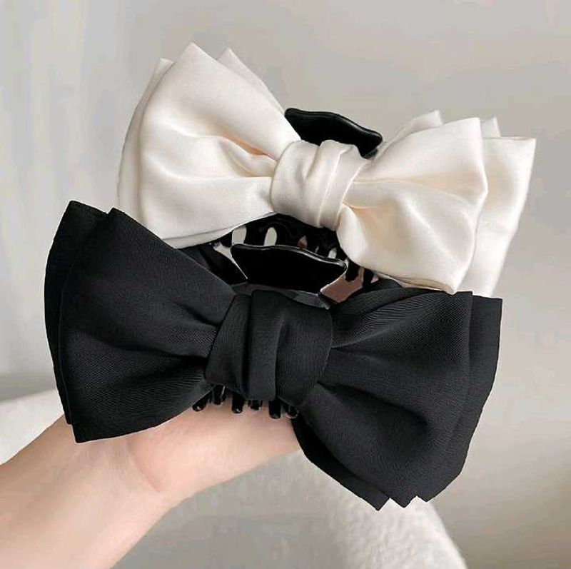 2 Pcs Bow Clutcher