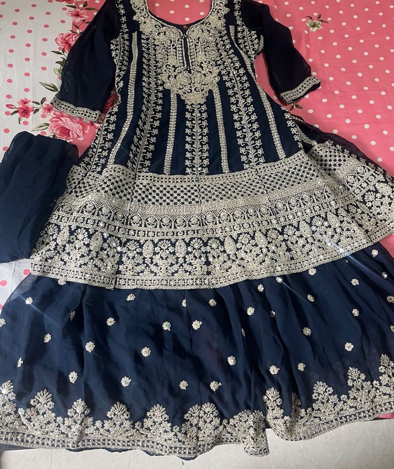 Beautiful 😍 Blue Heavy Party Wear Sarara Suit