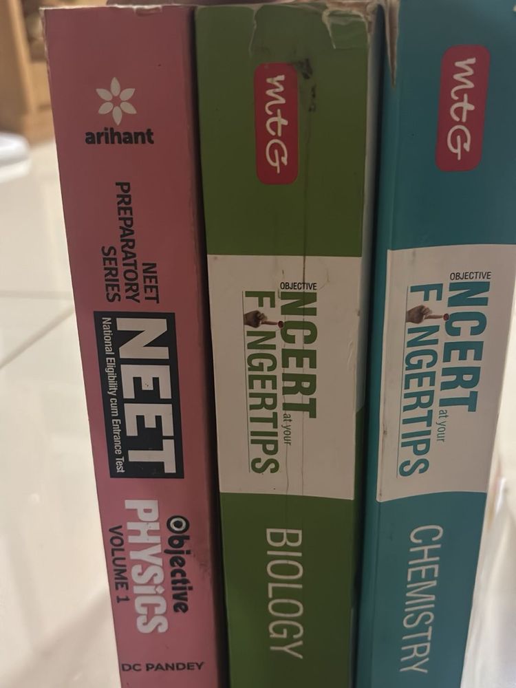 Ncert Fingertips And Arihant