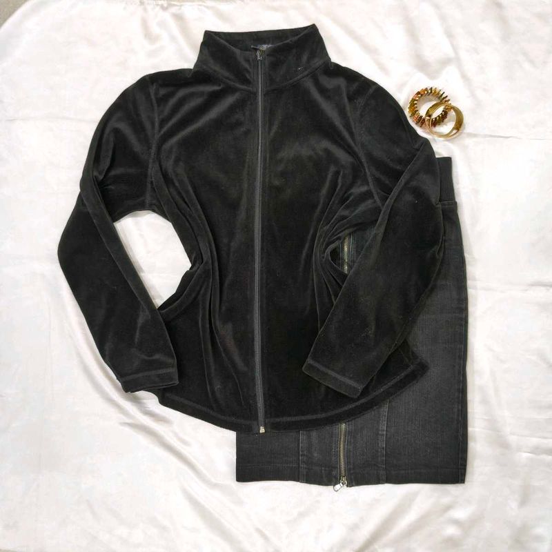Black Velvet Zip-Up Jacket✨