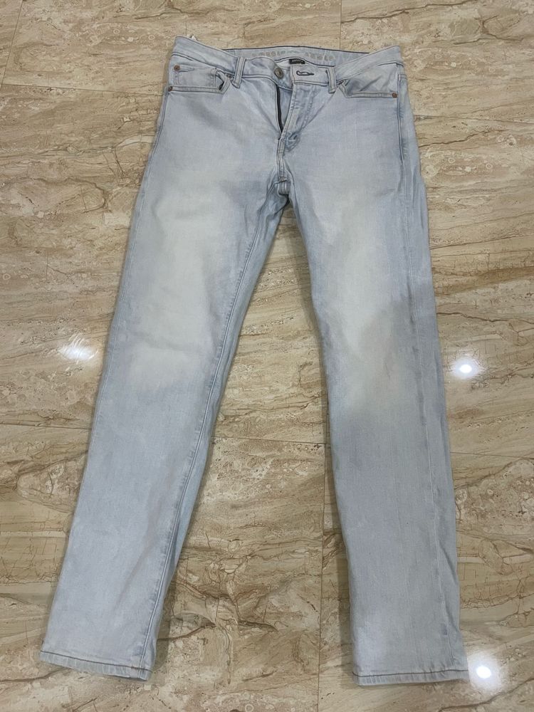 Light Wash Denim Jeans