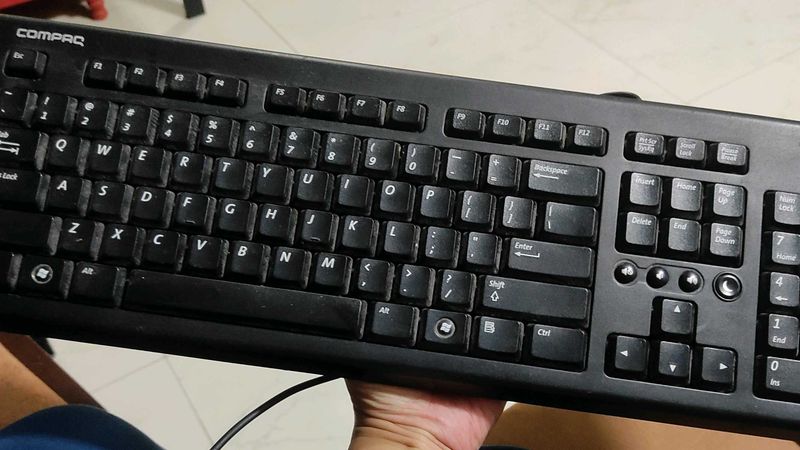 Compaq Keyboard.