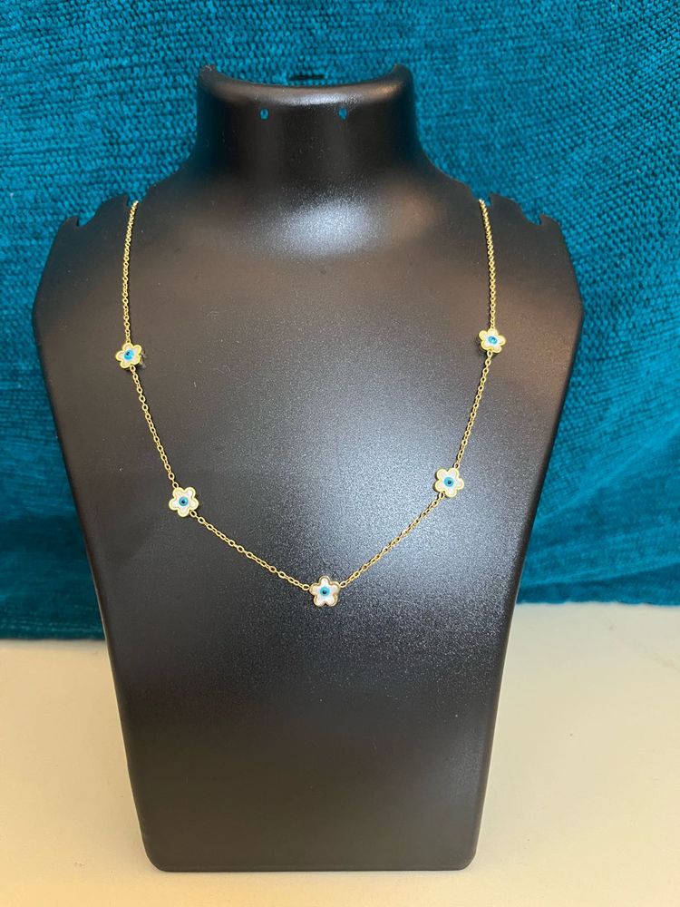 🧿BLUE FLORAL NECK PIECE🧿