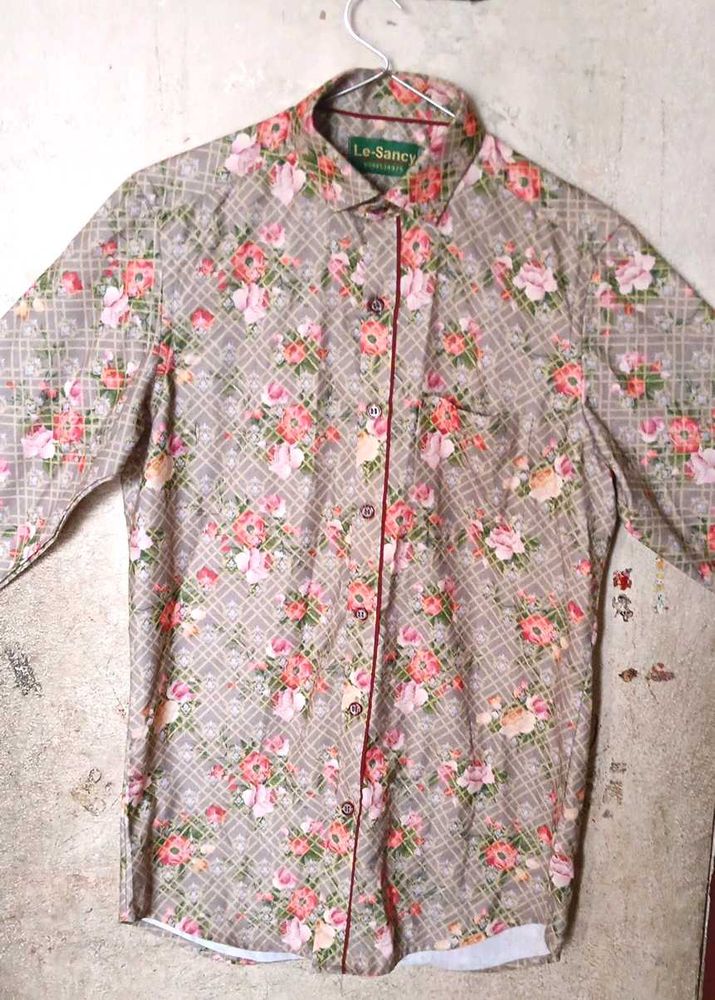 Le-Sancy Floral Check Button Down