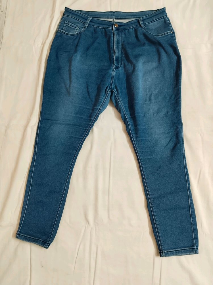 Slim Fit Jeans 👖
