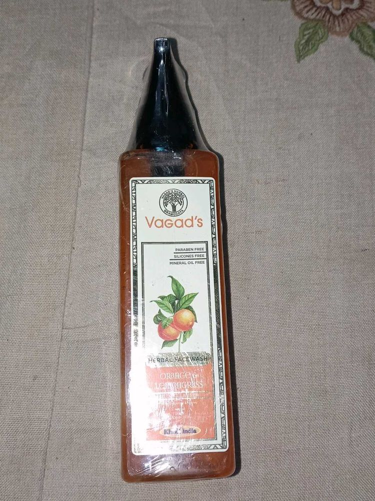 Vagad&#39;s Herbal Face Wash