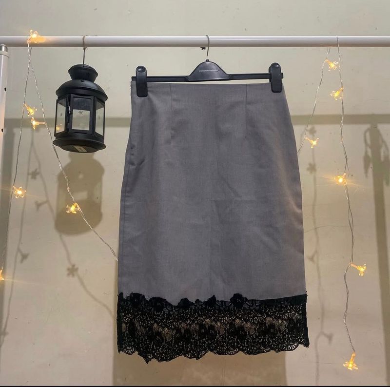 Formal skirt