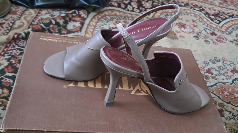 Charles  &amp; Keith Brand Sandal