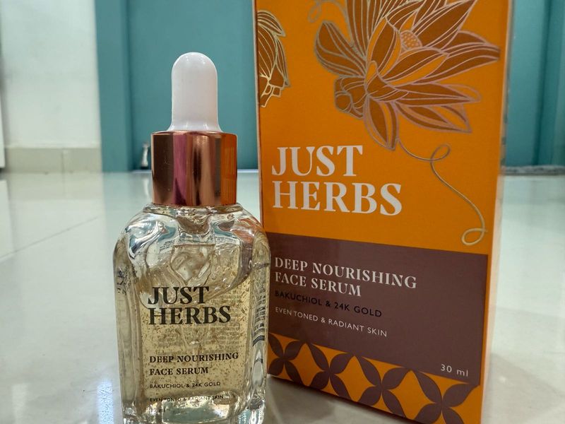 Just Herbs Baluchiol 24 K Gold Face Serum .