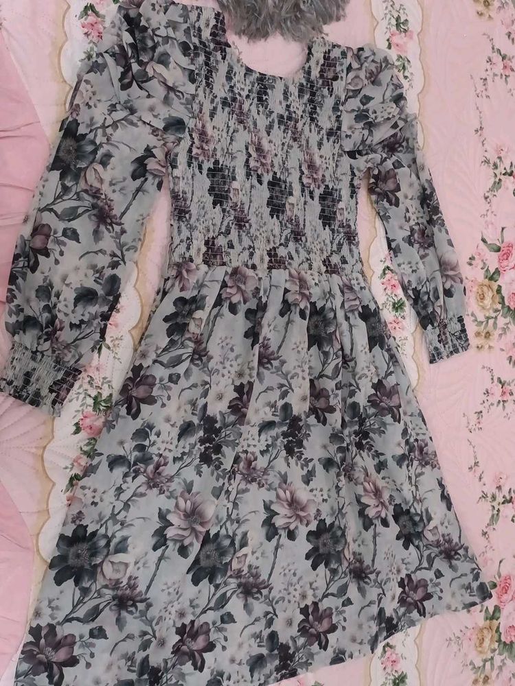 premium quality 😍 frock with sling bag 💓