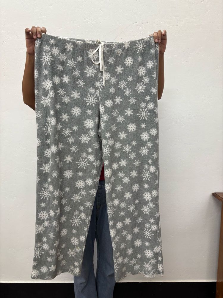 Snowflake Lounge Pants