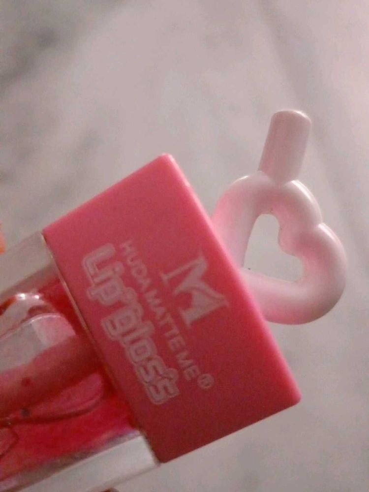 Huda Matte Me Lip Gloss