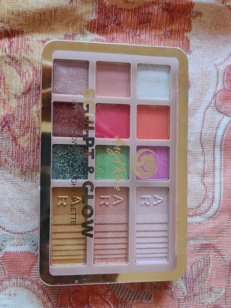 Sculpt &amp; Glow Eyeshadow Palette