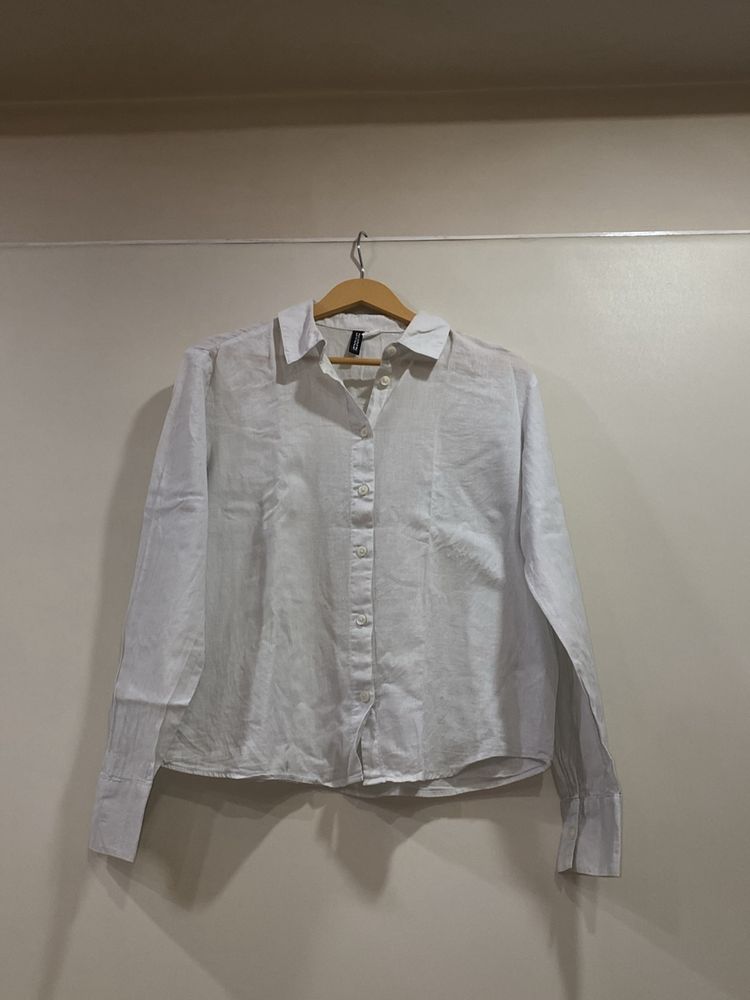 White H&amp;M Button Down Shirt