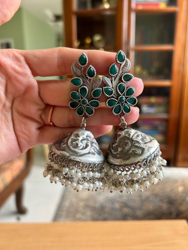 Pretty Jhumka- Large Size