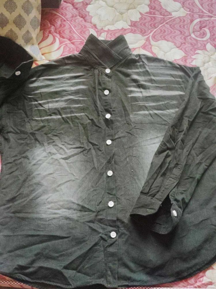 Stylish dark green Striped Shirt chest 50 inch