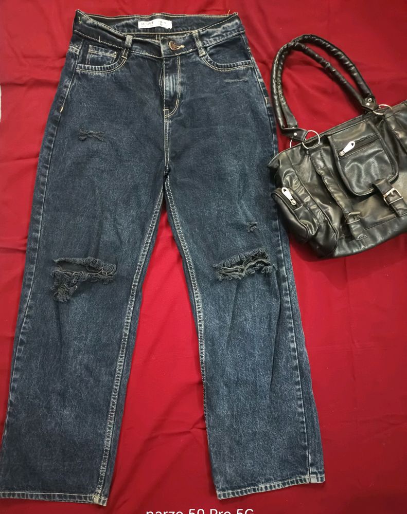 Straight Leg Jeans 🦋