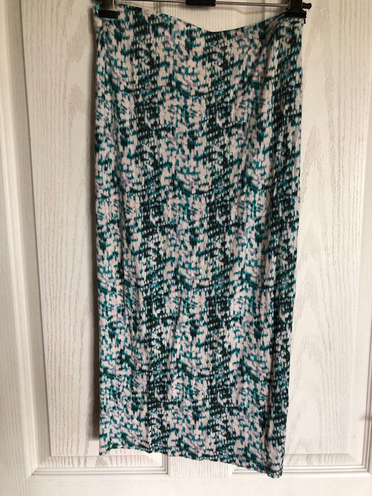 Very Stretchy Green Pencil Skirt