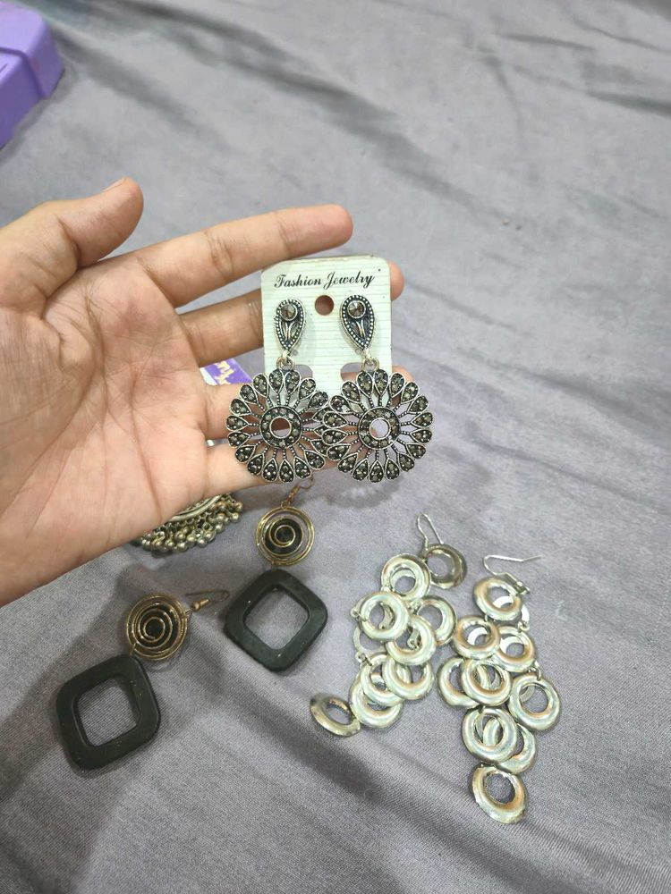 Pack Of 4 Earrings