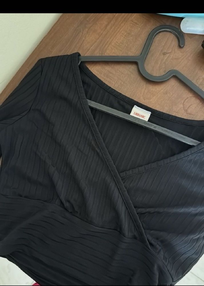 Urbanic Black V Neck Long Sleeve Top