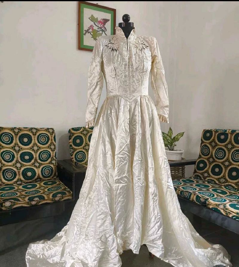 wedding gown