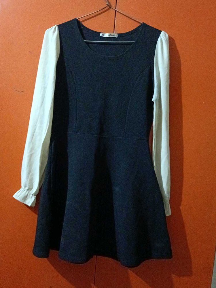 Black &amp; White Long Sleeve Dress