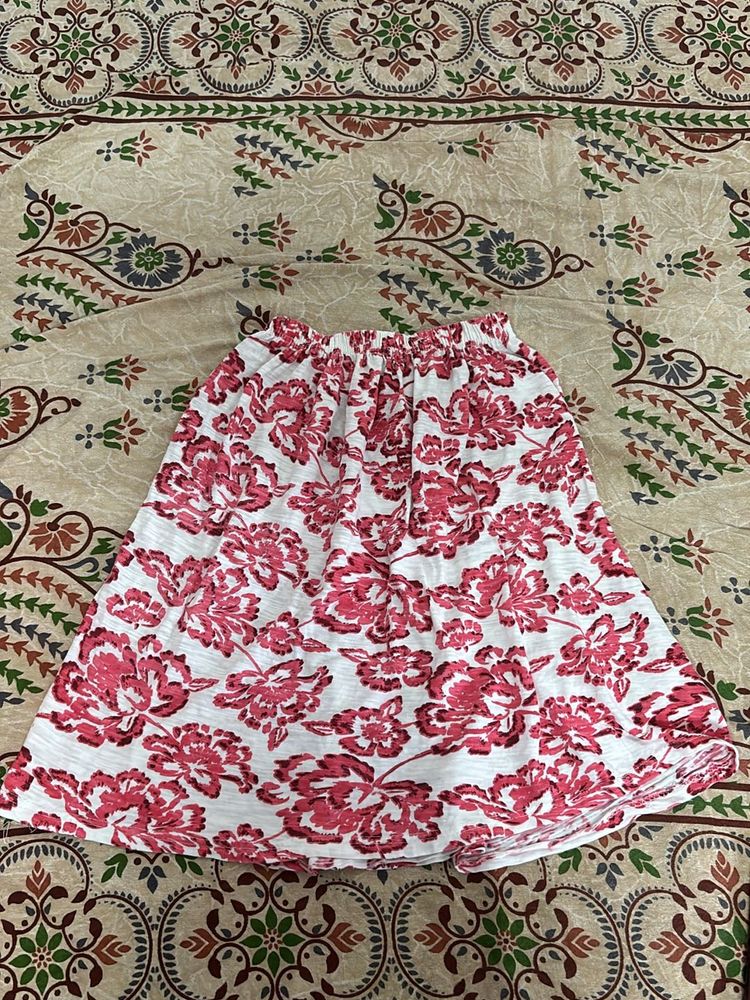 Short Skirt For Ladies / Girls