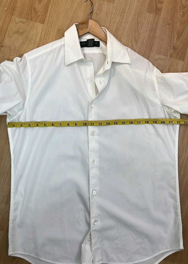 BANANA REPUBLIC WHITE SHIRT