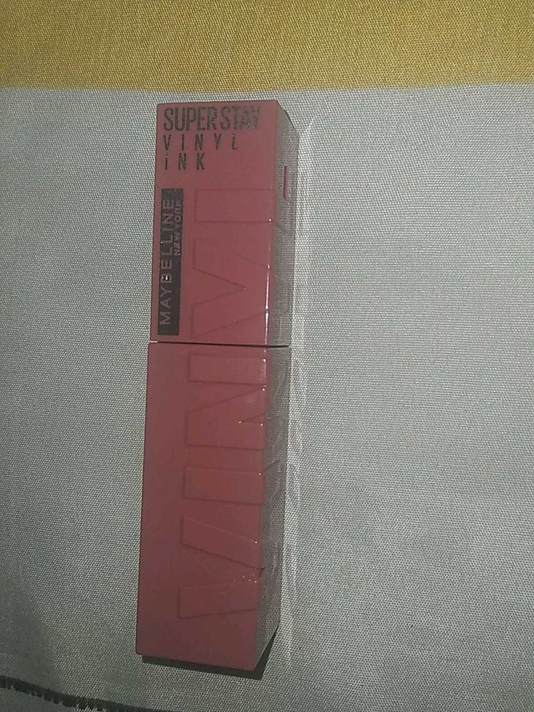 Maybelline Superstay Vinyl Ink LipstickSHADE:LIPPY