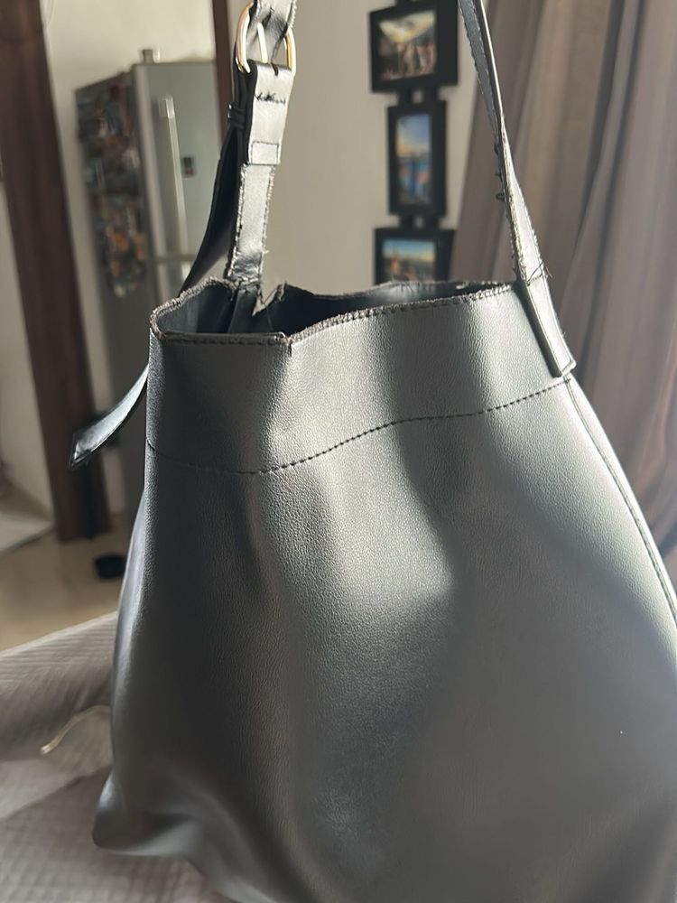 Stylish Black Tote bag