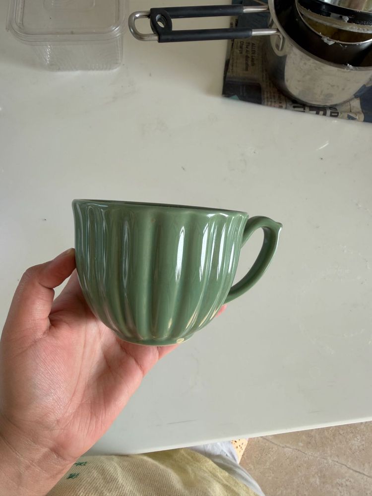H&amp;M green mug